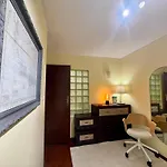 View 4 Panorama 85'tv Wifi 2 Gbs Netflix Hbo Skyshowmax