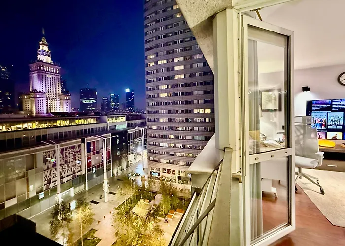 View 4 Panorama 85'tv Wifi 2 Gbs Netflix Hbo Skyshowmax Varsovia