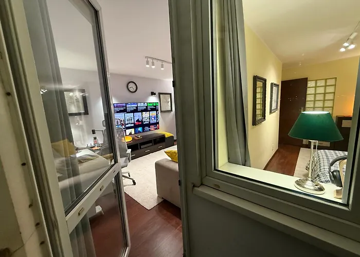 Apartamento View 4 Panorama 85'tv Wifi 2 Gbs Netflix Hbo Skyshowmax Varsovia