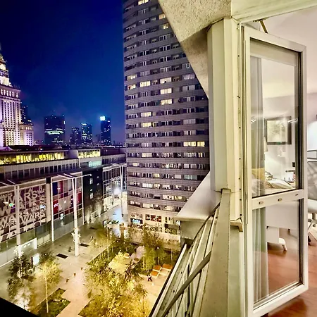 View 4 Panorama 85'tv Wifi 2 Gbs Netflix Hbo Skyshowmax Varsovia