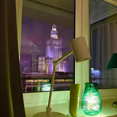 View 4 Panorama 85'tv Wifi 2 Gbs Netflix Hbo Skyshowmax * Varsovia