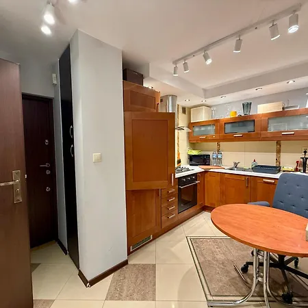 View 4 Panorama 85'tv Wifi 2 Gbs Netflix Hbo Skyshowmax Apartamento *