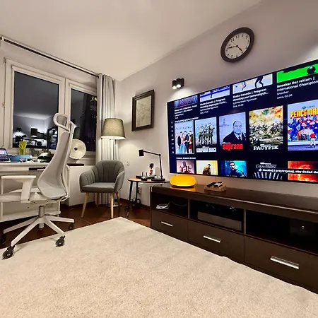 Apartamento View 4 Panorama 85'tv Wifi 2 Gbs Netflix Hbo Skyshowmax