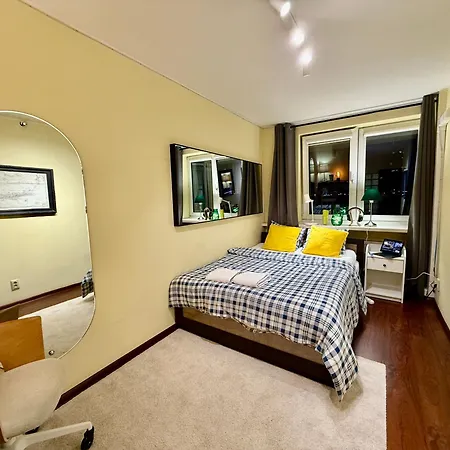 View 4 Panorama 85'tv Wifi 2 Gbs Netflix Hbo Skyshowmax Varsovie