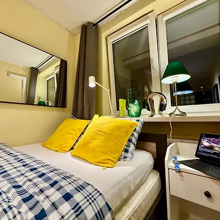 View 4 Panorama 85'tv Wifi 2 Gbs Netflix Hbo Skyshowmax Appartement