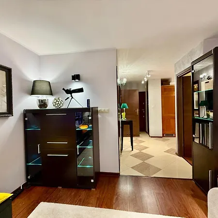 View 4 Panorama 85'tv Wifi 2 Gbs Netflix Hbo Skyshowmax * Varsovie